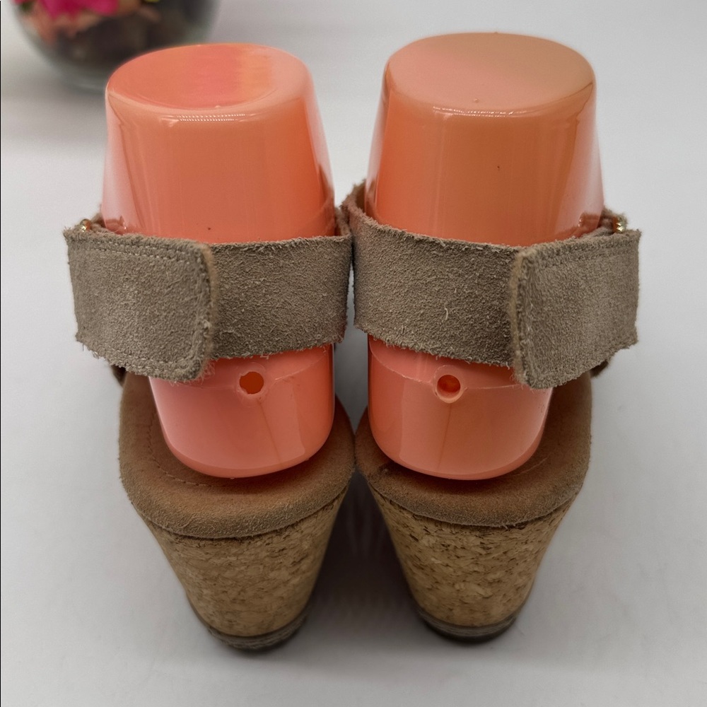 Clarks Collection Tan Suede Cork Wedge Sandals Size 8.5 MCW9323C - Picture 3 of 8